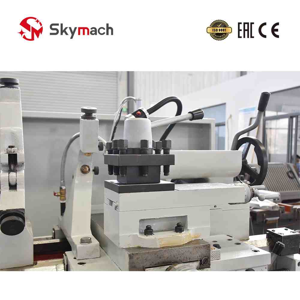 C6150C training lathe with safety guards, ideal for vocational education programs.