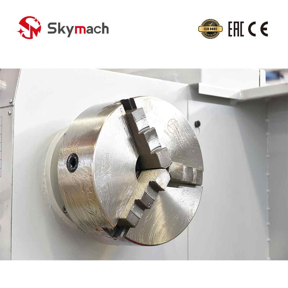 C6150C training lathe with safety guards, ideal for vocational education programs.