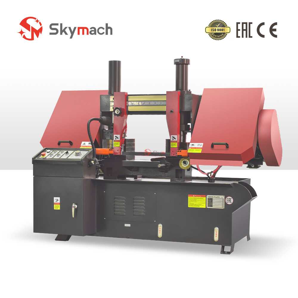 Semi-automatic GH4235 bandsaw with programmable logic control (PLC) and integrated safety guards.